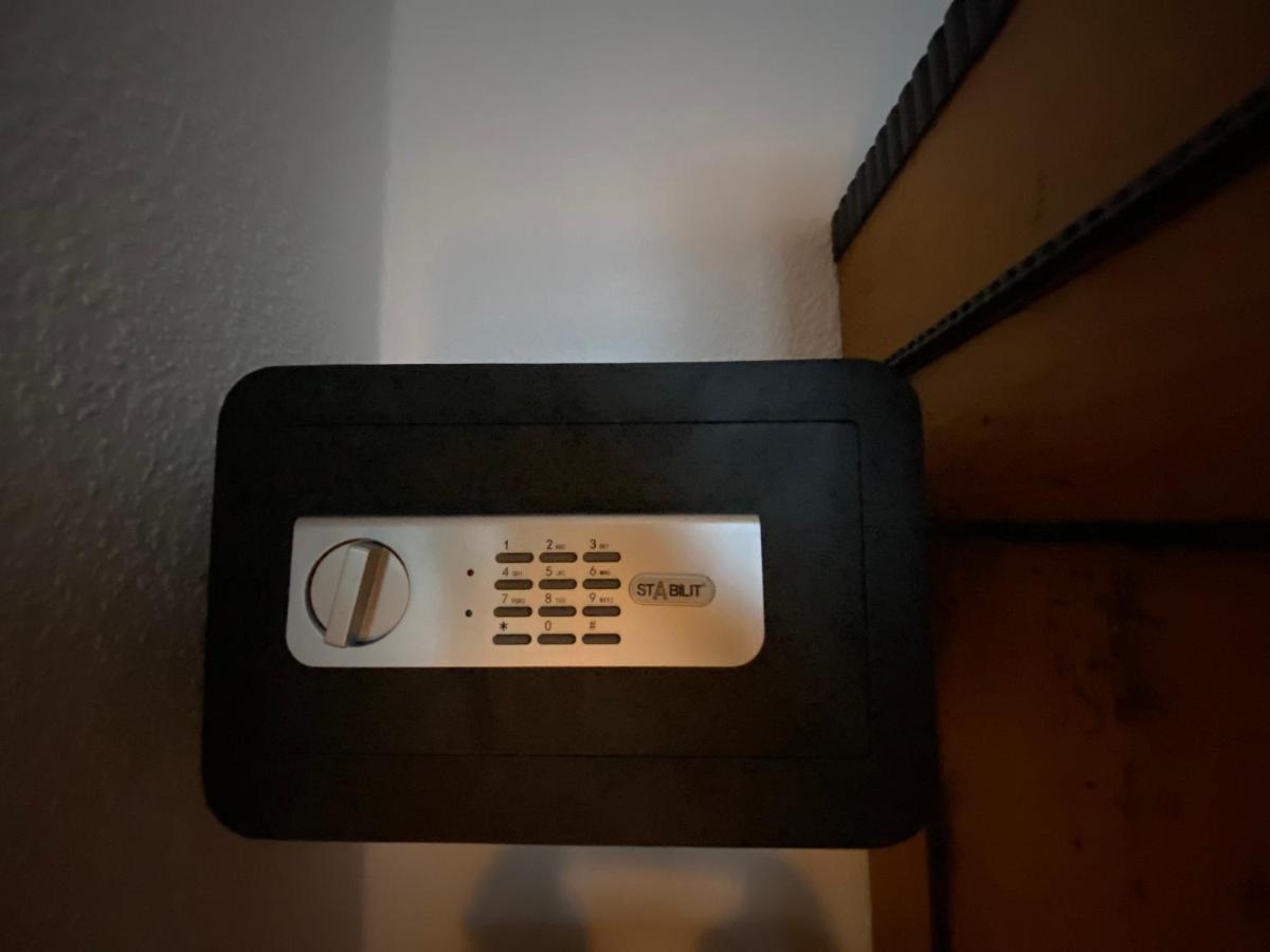 Central City Privatapartment Relax-Inn, Netflix & Sky Tv! Hannover Bagian luar foto